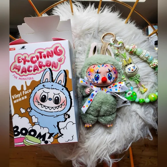 Green Grape Labubu Custom Clown! - Picture 1 of 3